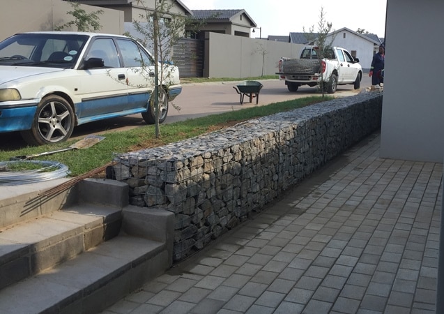 Architectural-Applications_Road-Wall